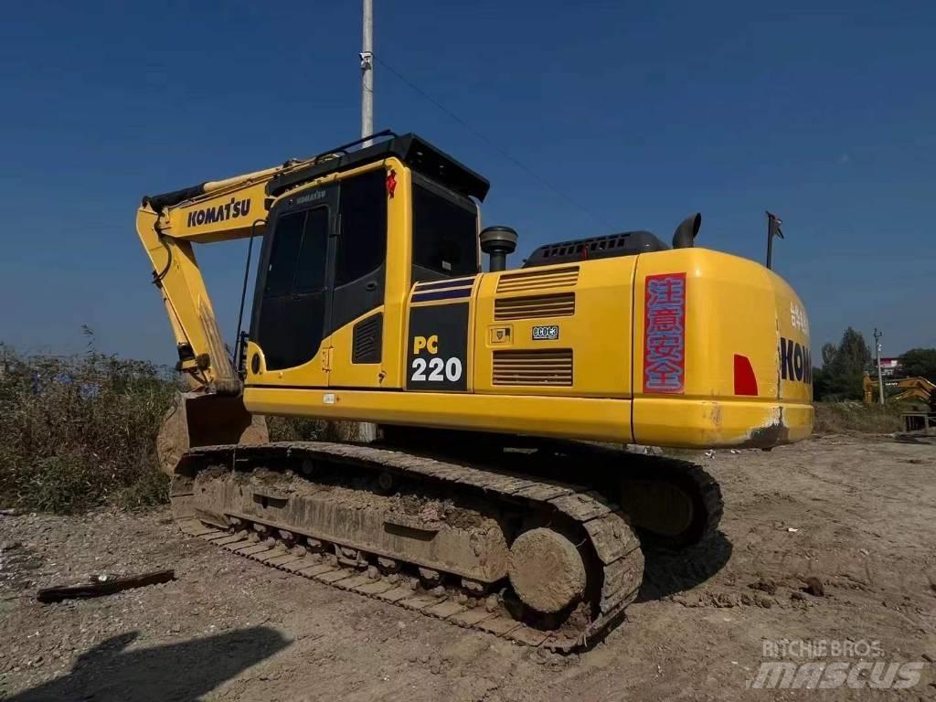 Komatsu PC 220-8 Excavatoare pe șenile
