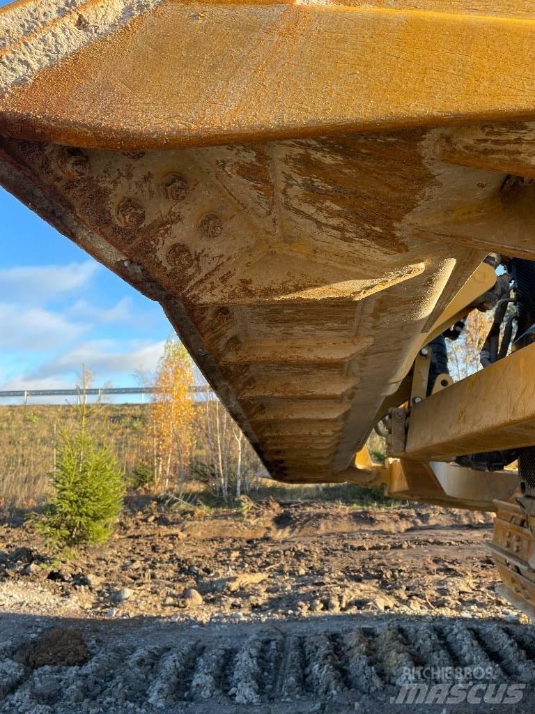 CAT D6 Buldozere pe senile