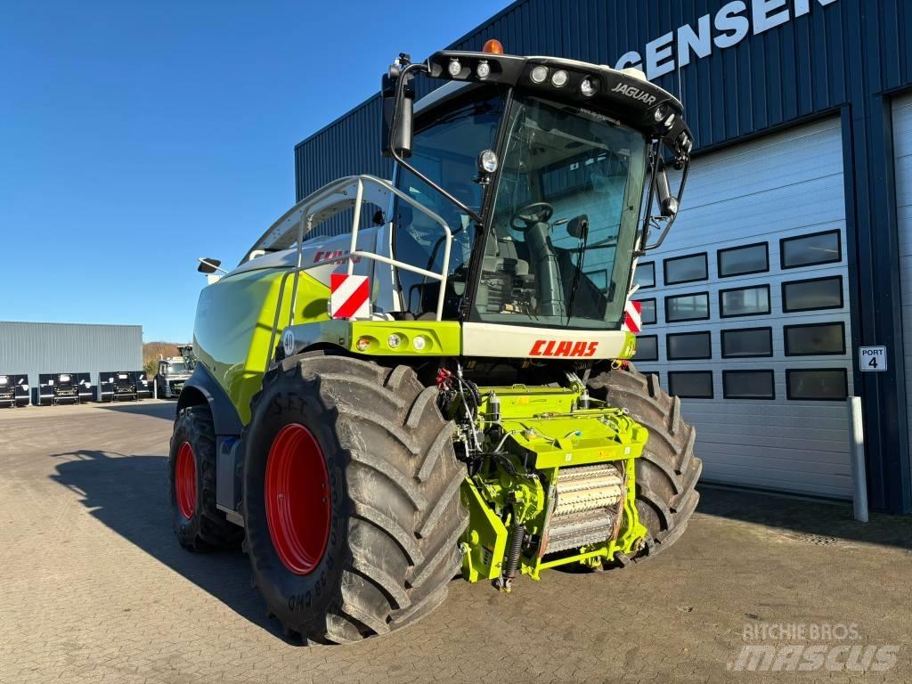 CLAAS Jaguar 950 4WD Forajere cu autopropulsare