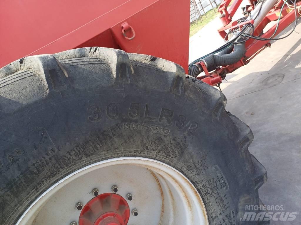 Agro Soyuz Turbosem Masini cu insamantare precisa