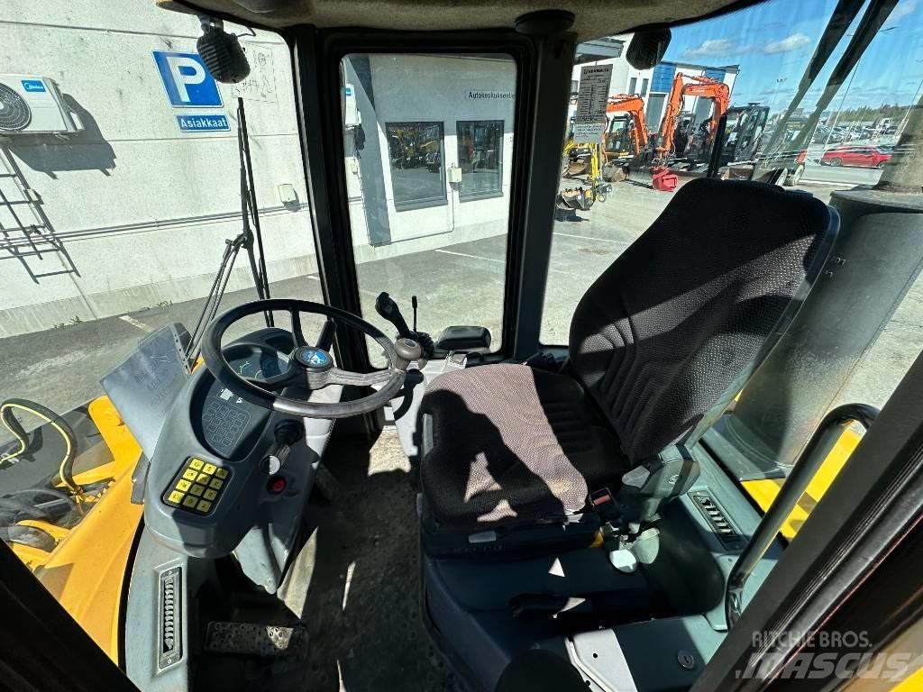 Volvo L 30 B Incarcator pe pneuri