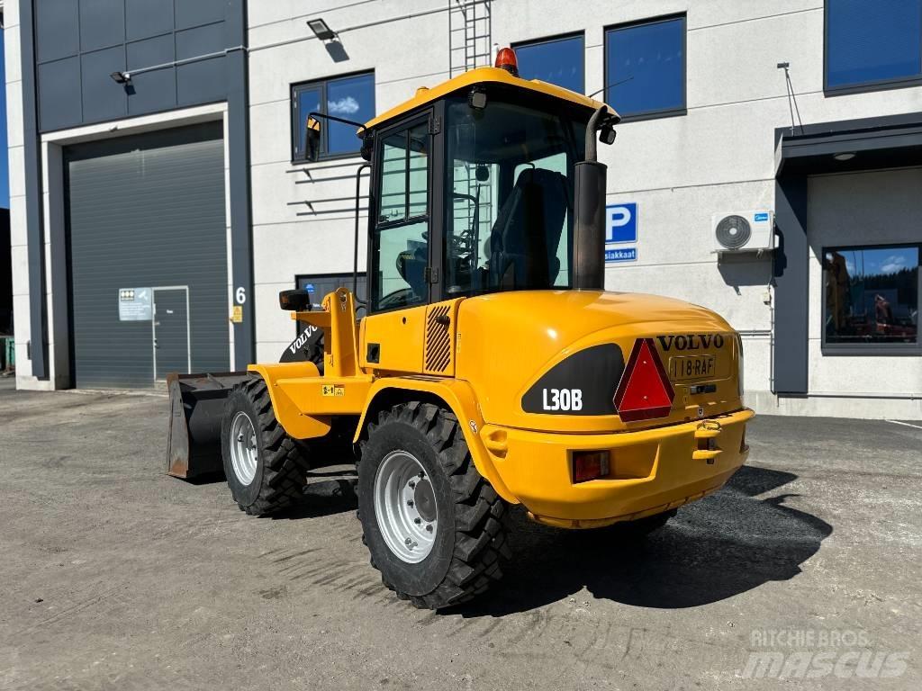 Volvo L 30 B Incarcator pe pneuri