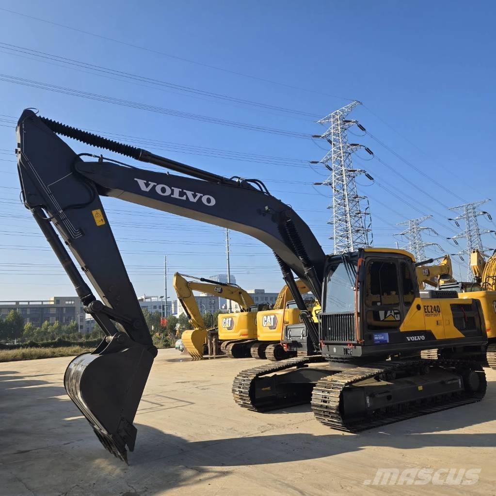Volvo EC 240 Excavatoare pe șenile
