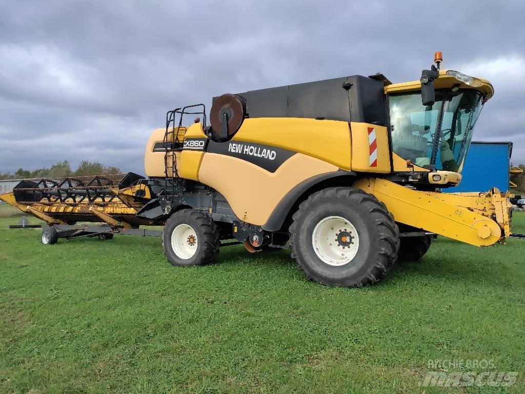 New Holland CX 860 Combine de secerat