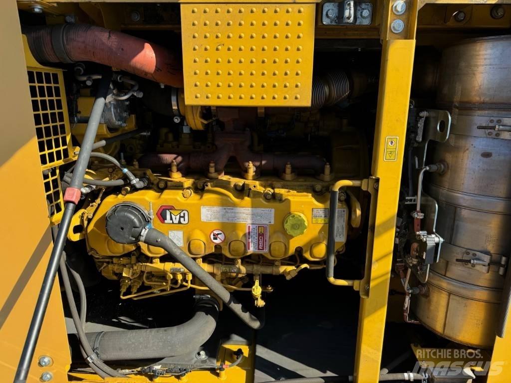 CAT 336 Excavatoare pe șenile
