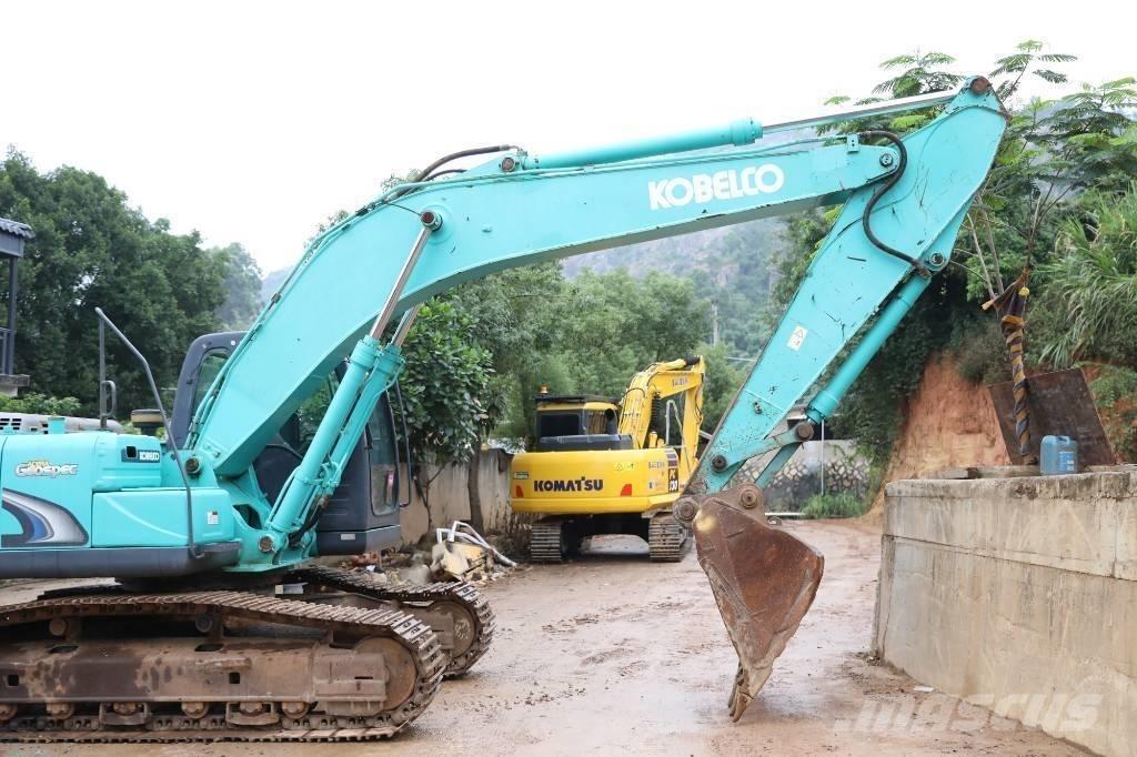 Kobelco SK 200-8 Excavatoare pe șenile
