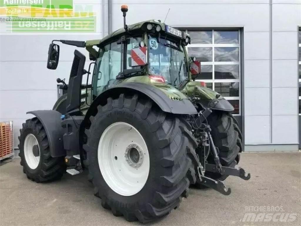 Valtra q 305 Tractoare