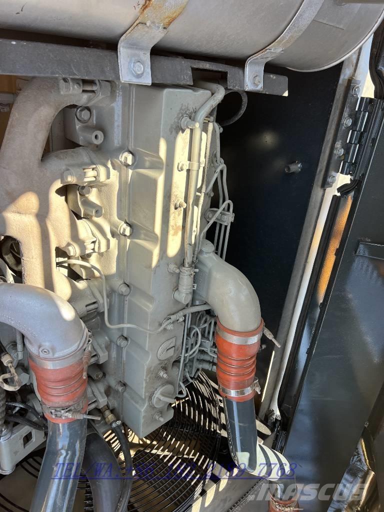 Hyundai 330LC-9S Excavatoare pe șenile
