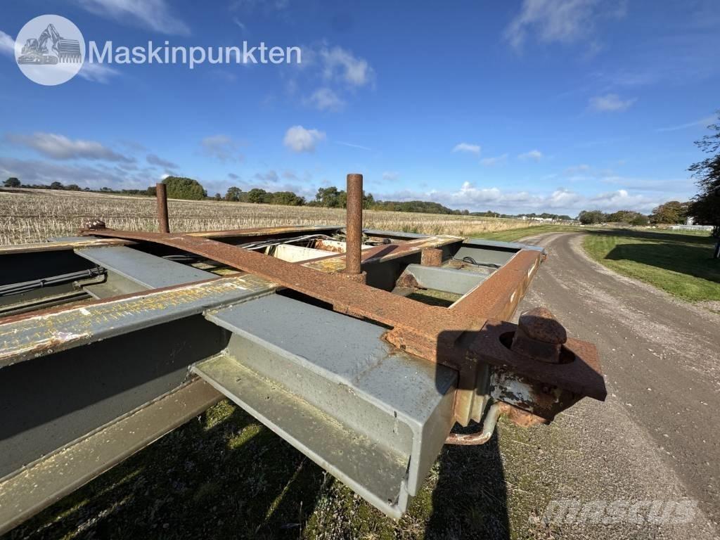 KT Tjörn Linktrailer Camion cu semi-remorca cu incarcator