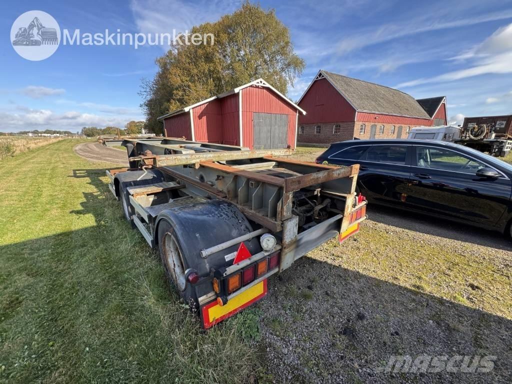 KT Tjörn Linktrailer Camion cu semi-remorca cu incarcator