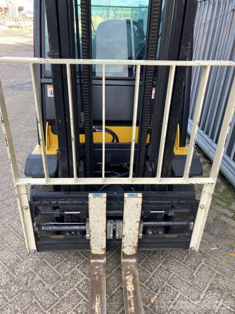 Yale GLP25VX Stivuitor GPL