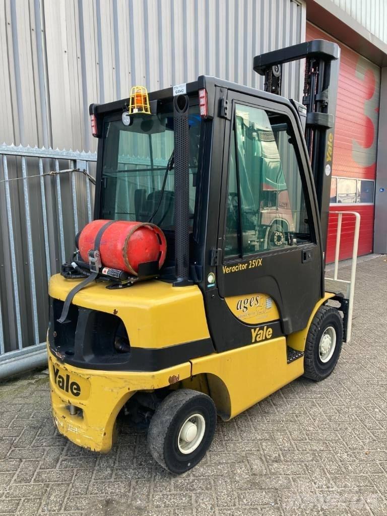 Yale GLP25VX Stivuitor GPL