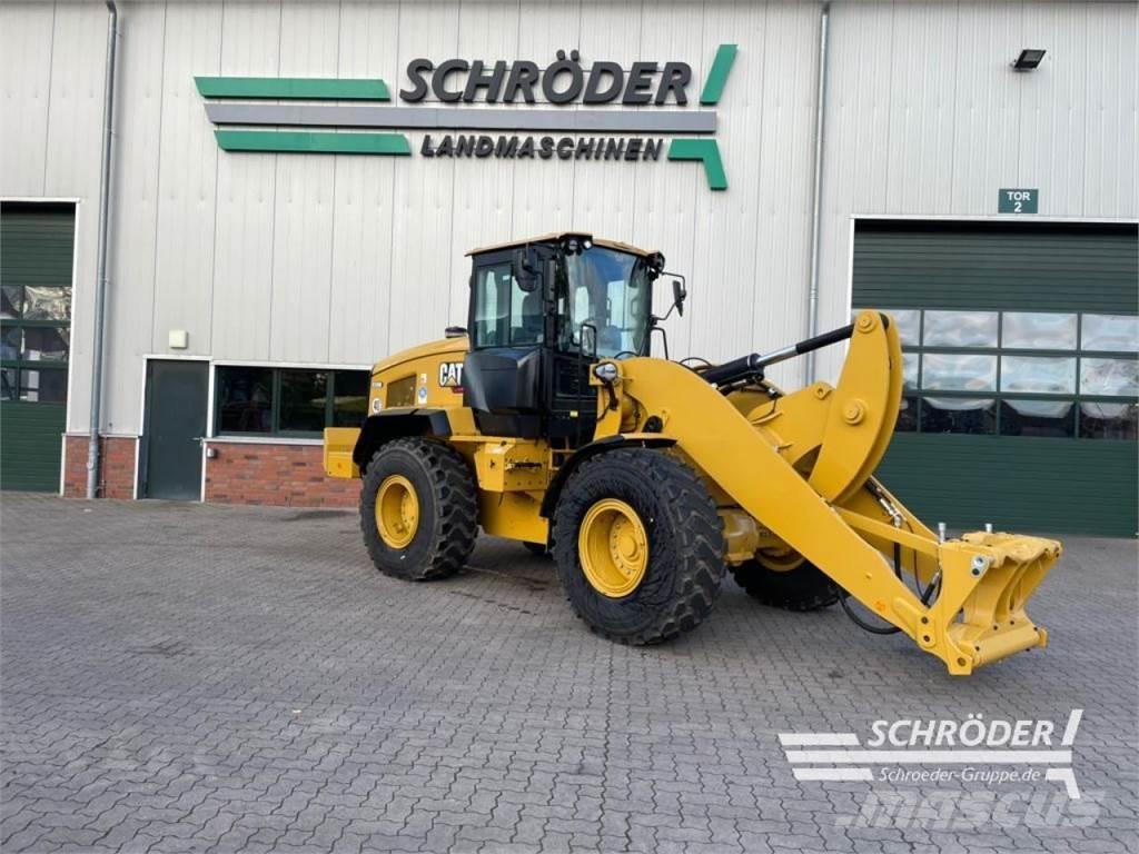 CAT 938 HL Incarcator pe pneuri