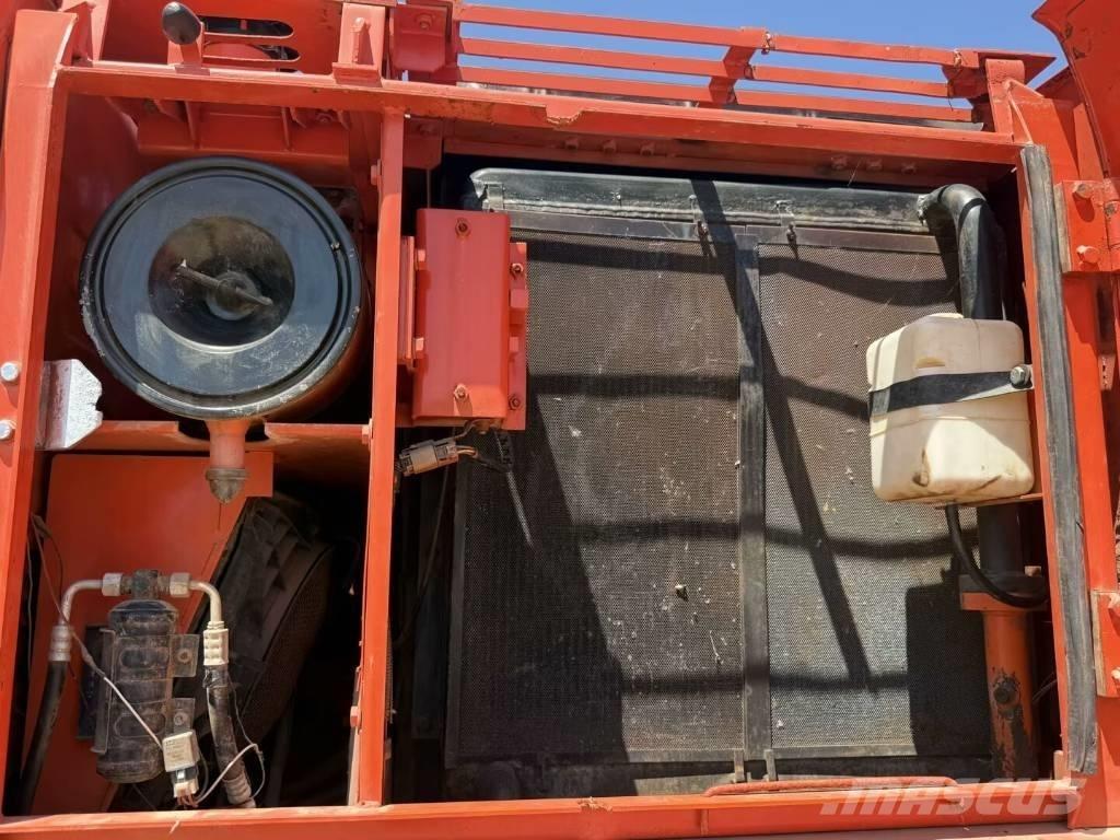 Doosan DH150 W-7 Excavatoare cu roti