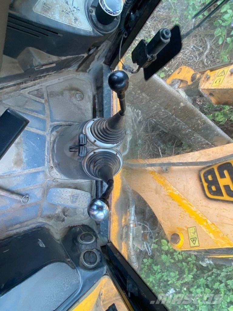 JCB 3 CX Buldoexcavatoare