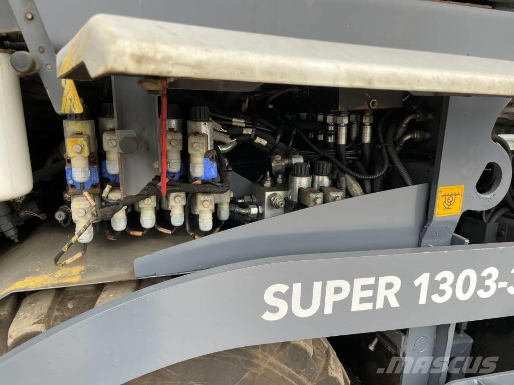 Vögele SUPER 1303-3I Pavatoare asfalt