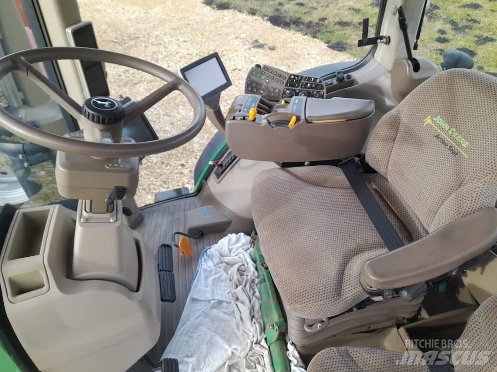 John Deere 8310 R Tractoare