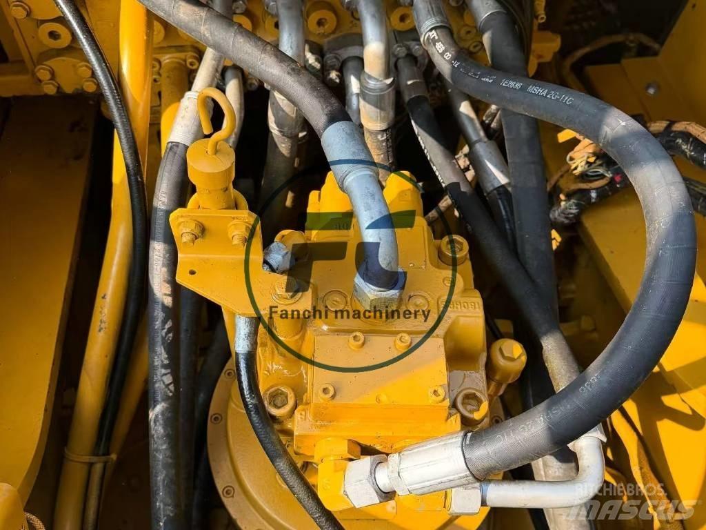CAT 326 GC Excavatoare pe șenile

