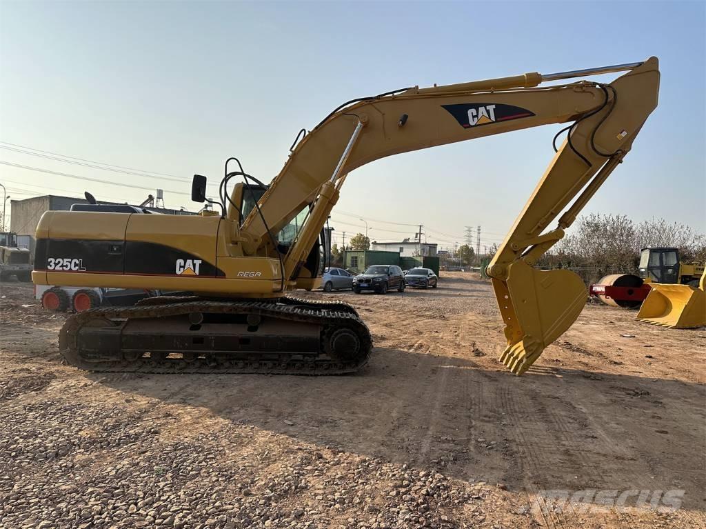 CAT 325C Excavatoare pe șenile
