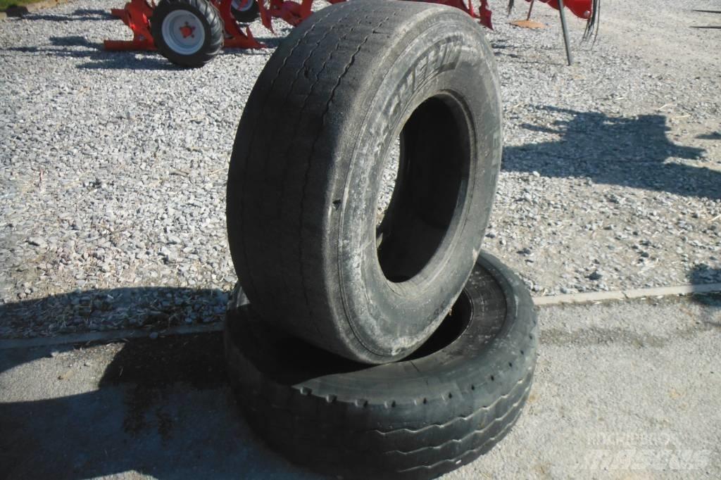 Michelin 385/65R22.5 Roti