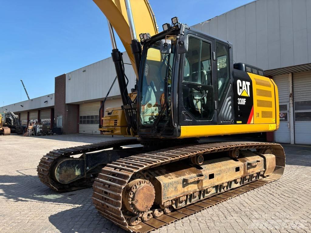 CAT 330 FL Excavatoare pe șenile
