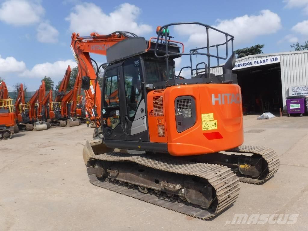 Hitachi ZX 135 US-6 Excavatoare pe șenile
