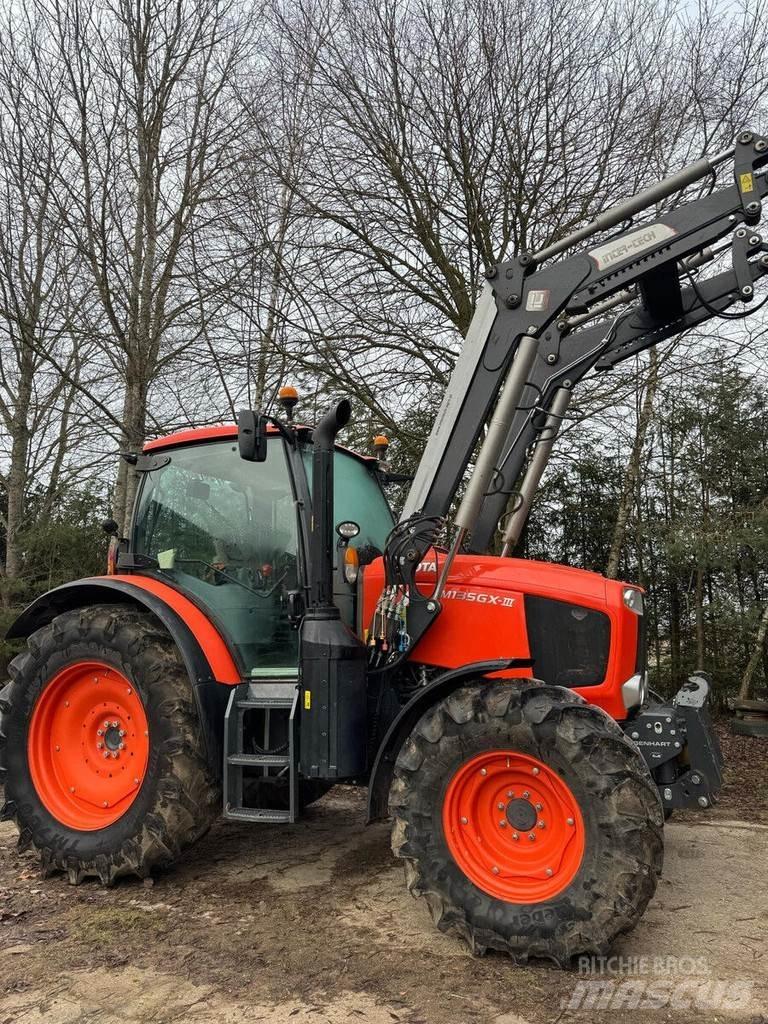 Kubota M135GX Tractoare