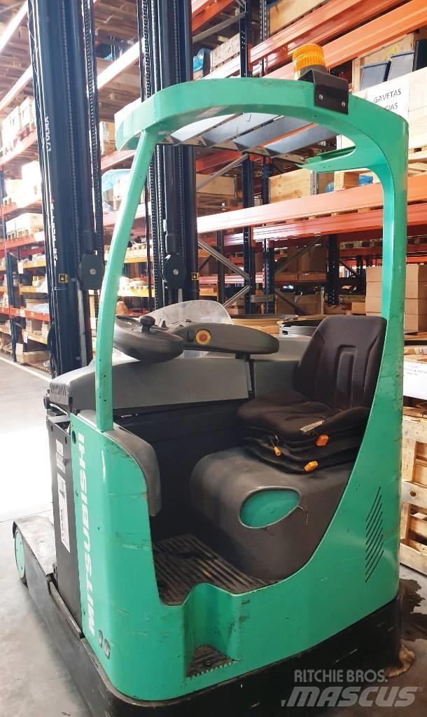 Mitsubishi RB16K Stivuitor cu catarg retractabil