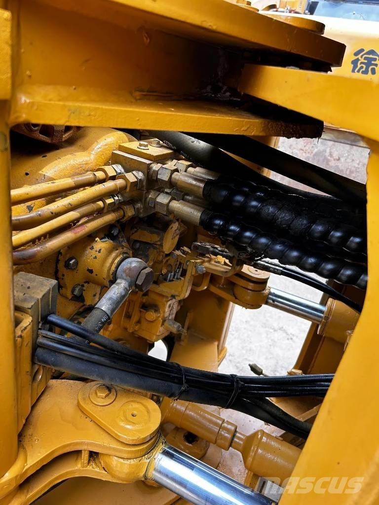 SDLG B860 Buldoexcavatoare