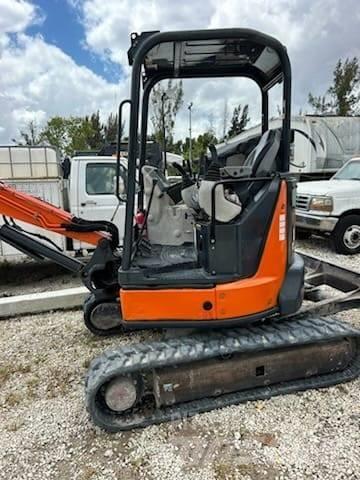 Hitachi ZX35U-5N Mini excavatoare < 7t