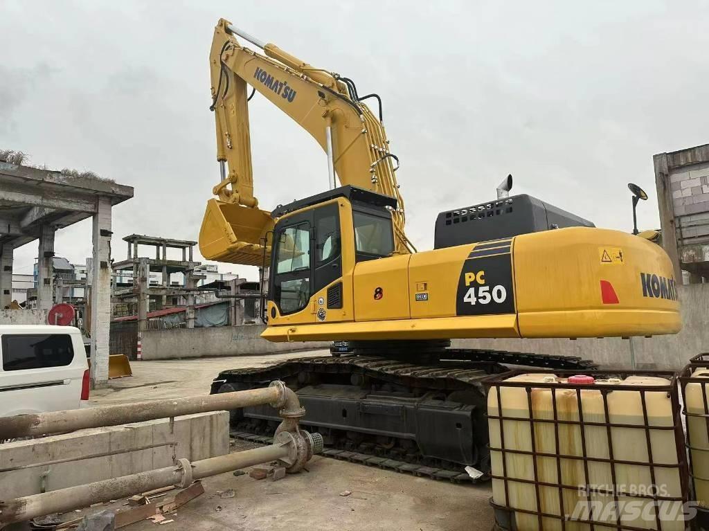 Komatsu PC 450 Excavatoare pe șenile
