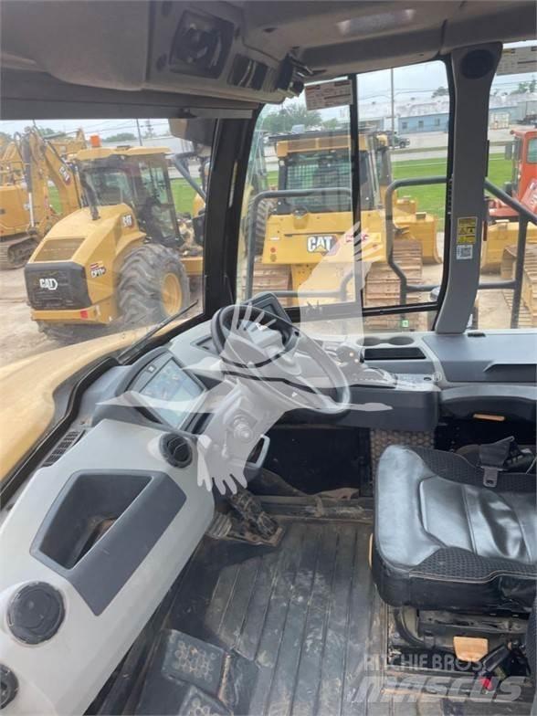 CAT 730 Transportoare articulate