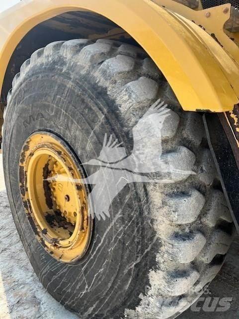 CAT 740B Transportoare articulate