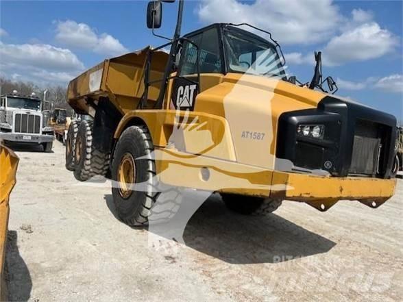 CAT 740B Transportoare articulate