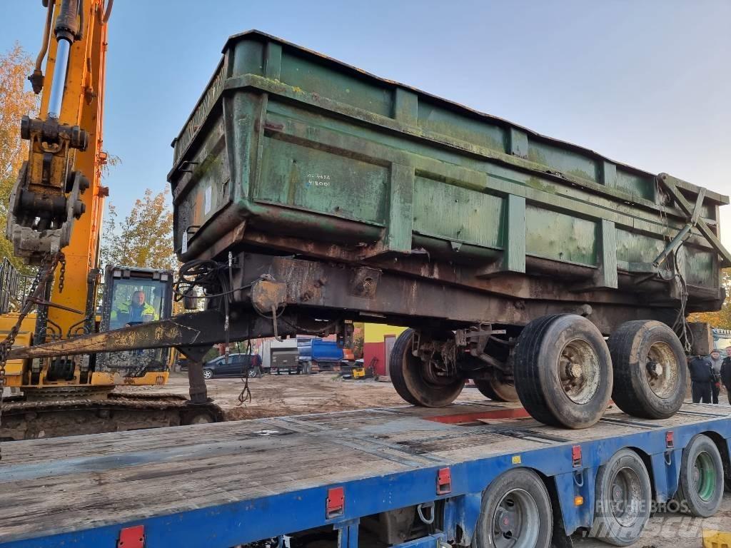 Montracon trailer remorci cu cârlig