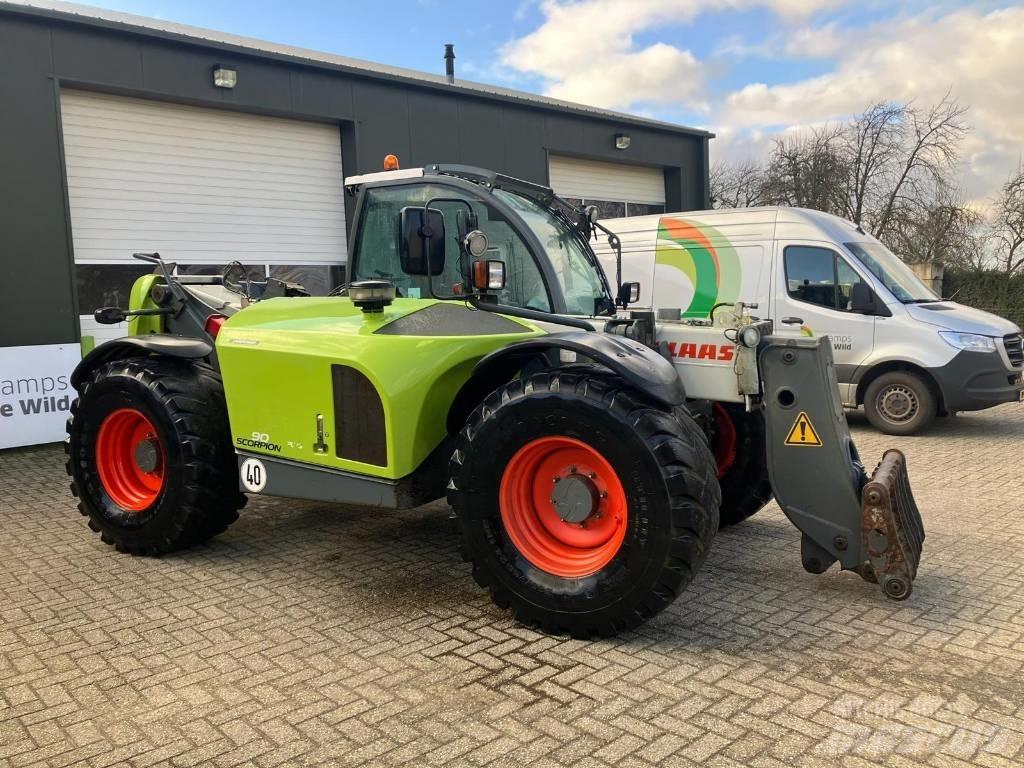 CLAAS Scorpion 9040 Manipulatoare agricole