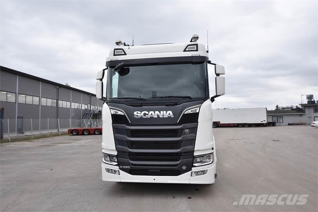 Scania R590 8X4 Camion cu carlig de ridicare