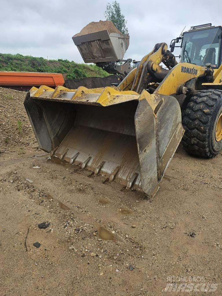 Komatsu WA 470 Incarcator pe pneuri