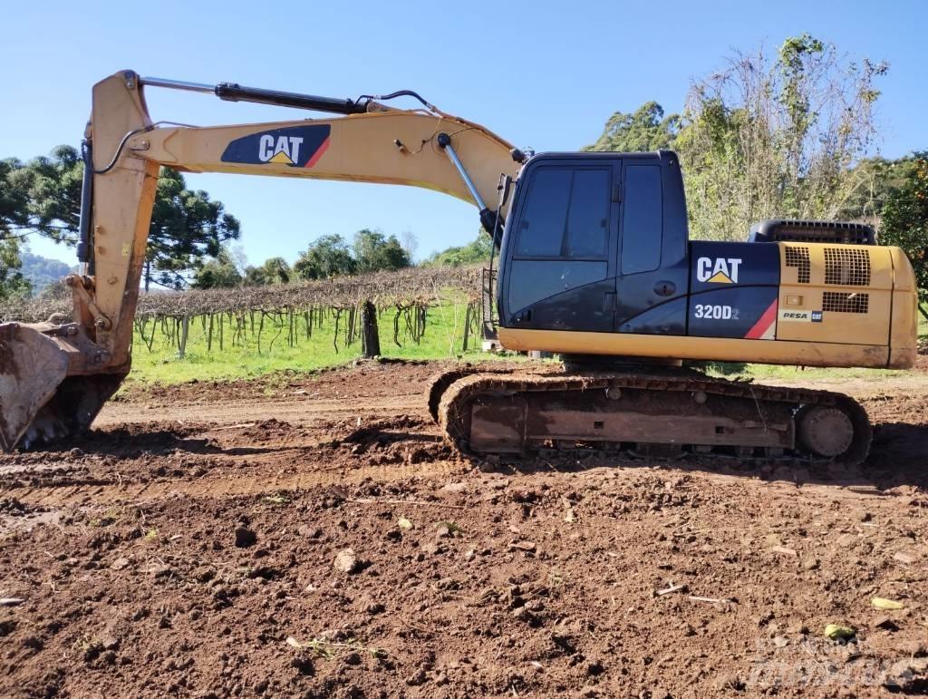 CAT 320D2 Excavatoare pe șenile
