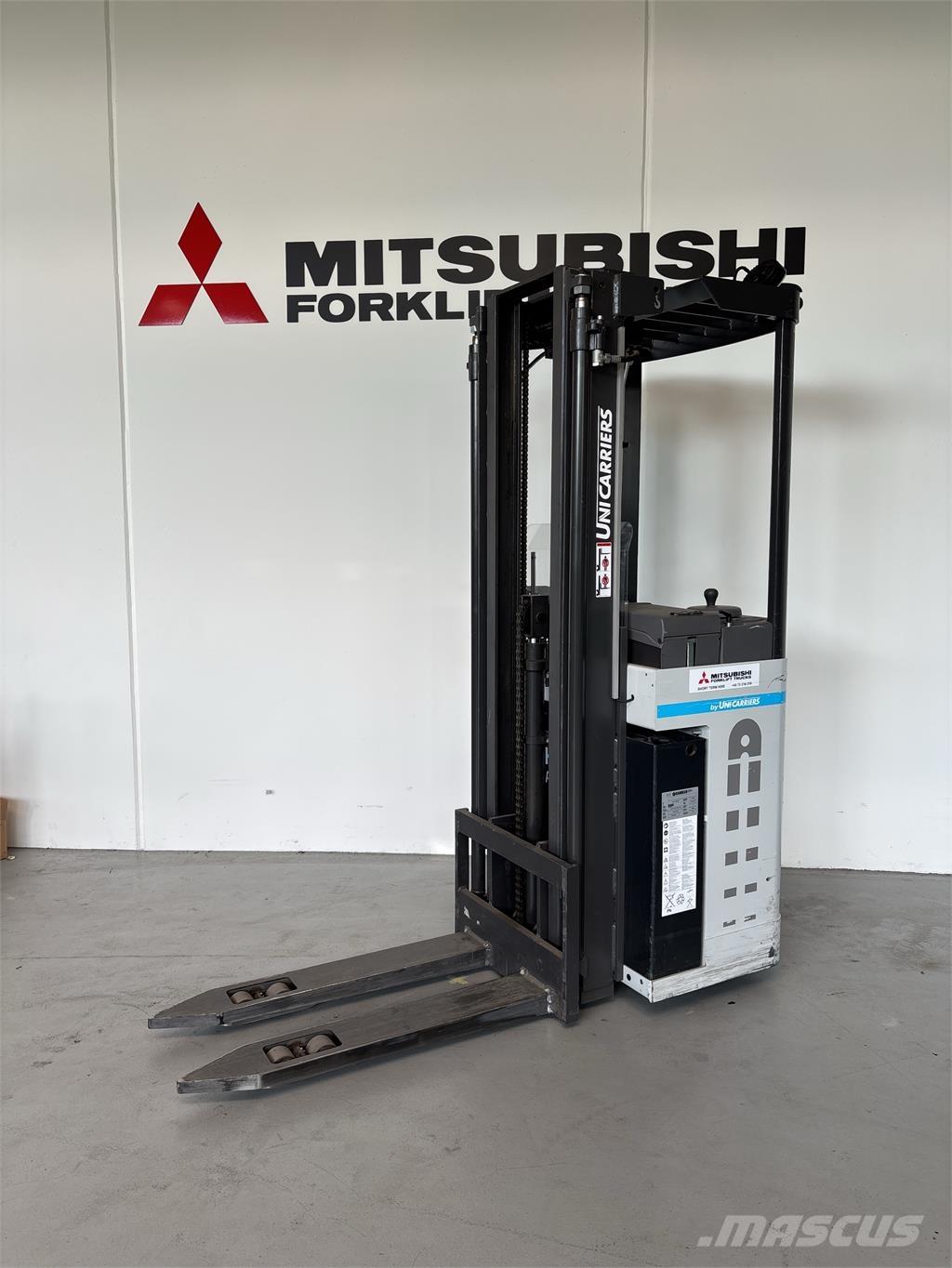 Atlet AJN160 Transpaleti autopropulsanti