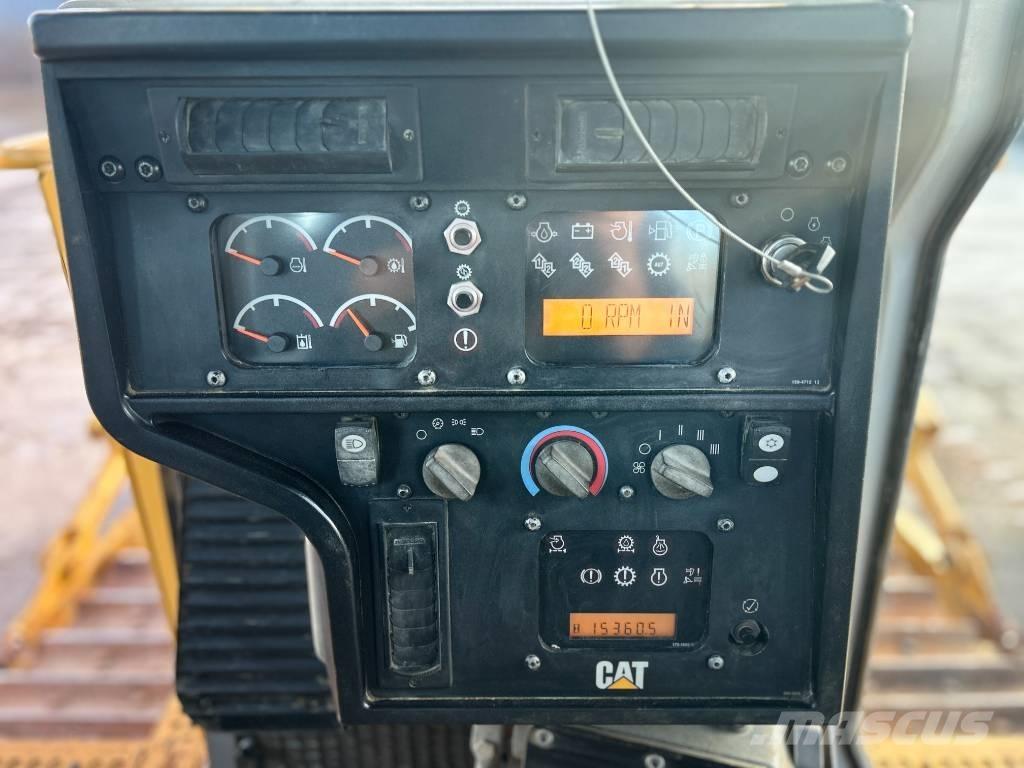 CAT D7R II Buldozere pe senile