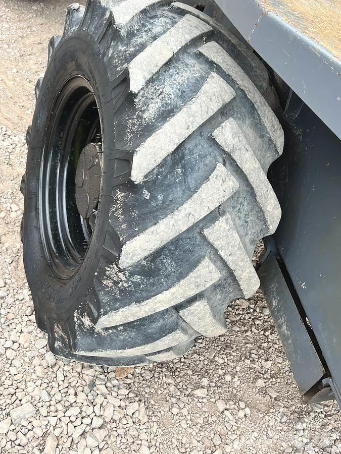 Terex TA6 Minitractor de teren