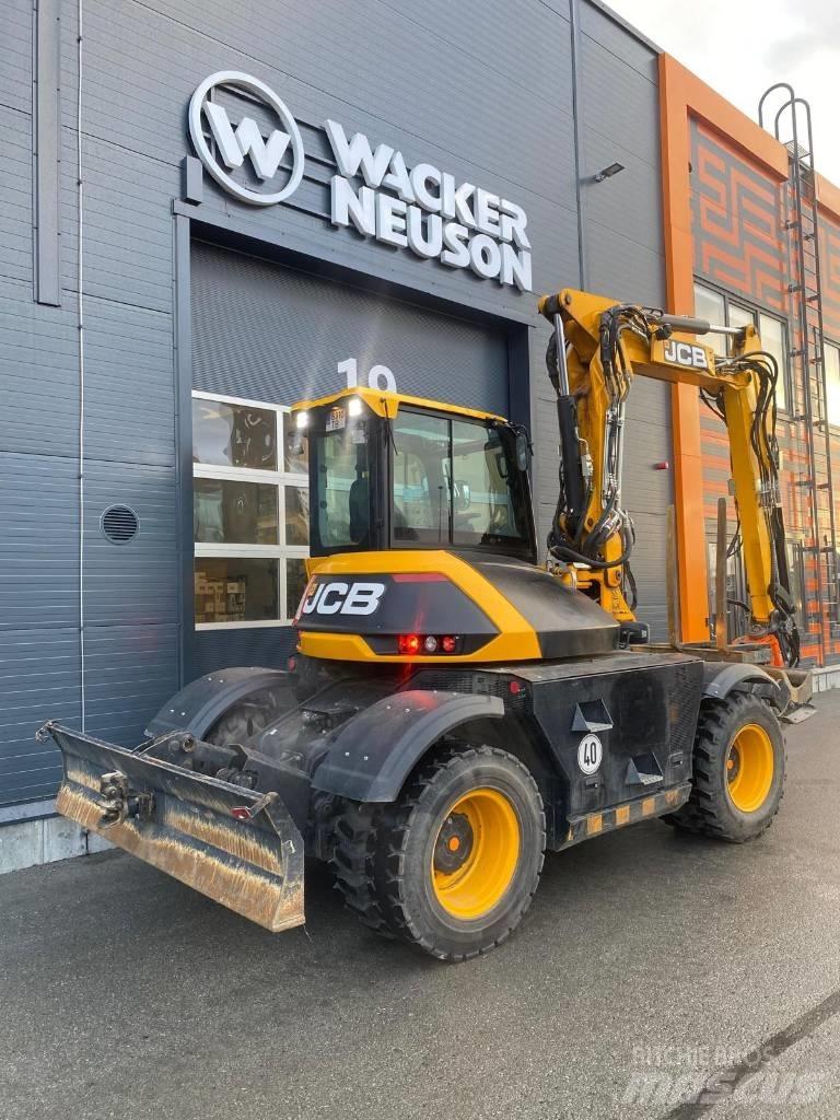 JCB 110 W Excavatoare cu roti
