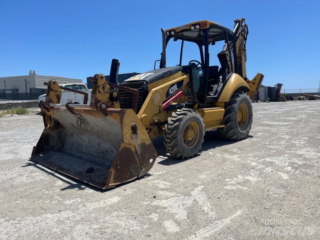 CAT 420E Buldoexcavatoare