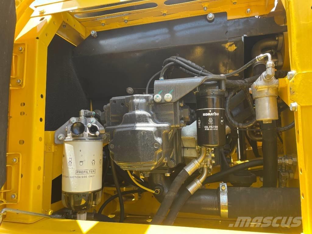Komatsu PC 220 Excavatoare pe șenile
