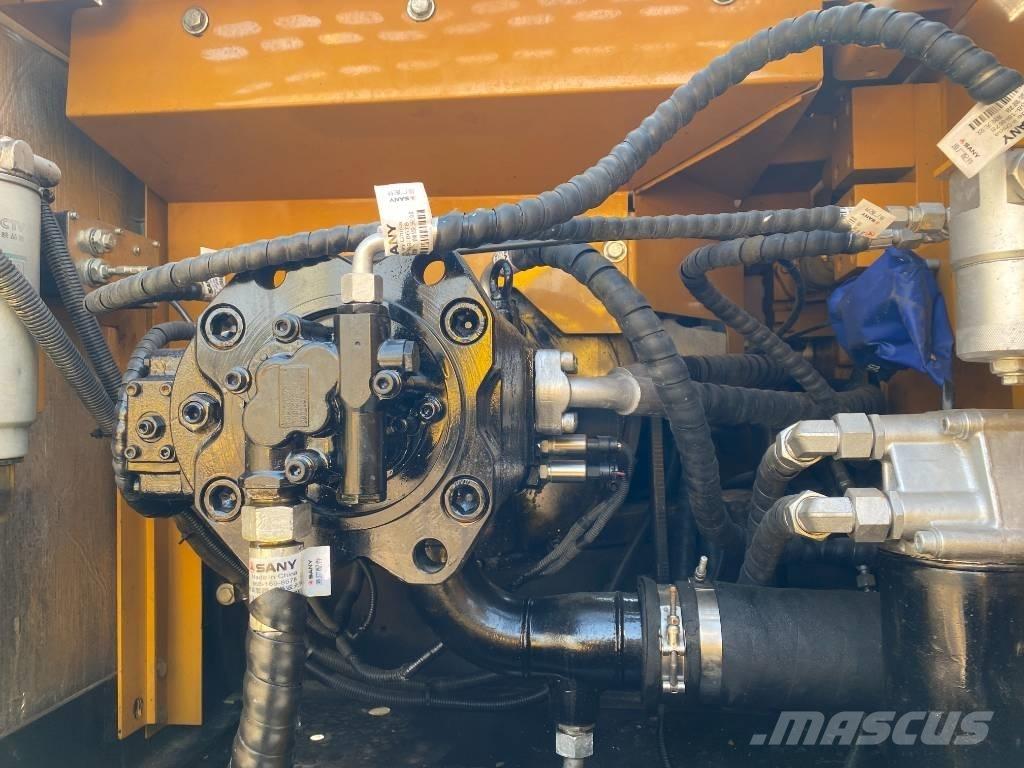 Sany 235H Excavatoare pe șenile
