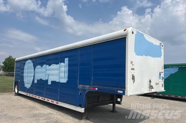 Mickey 16 Bay Remorci transport bauturi