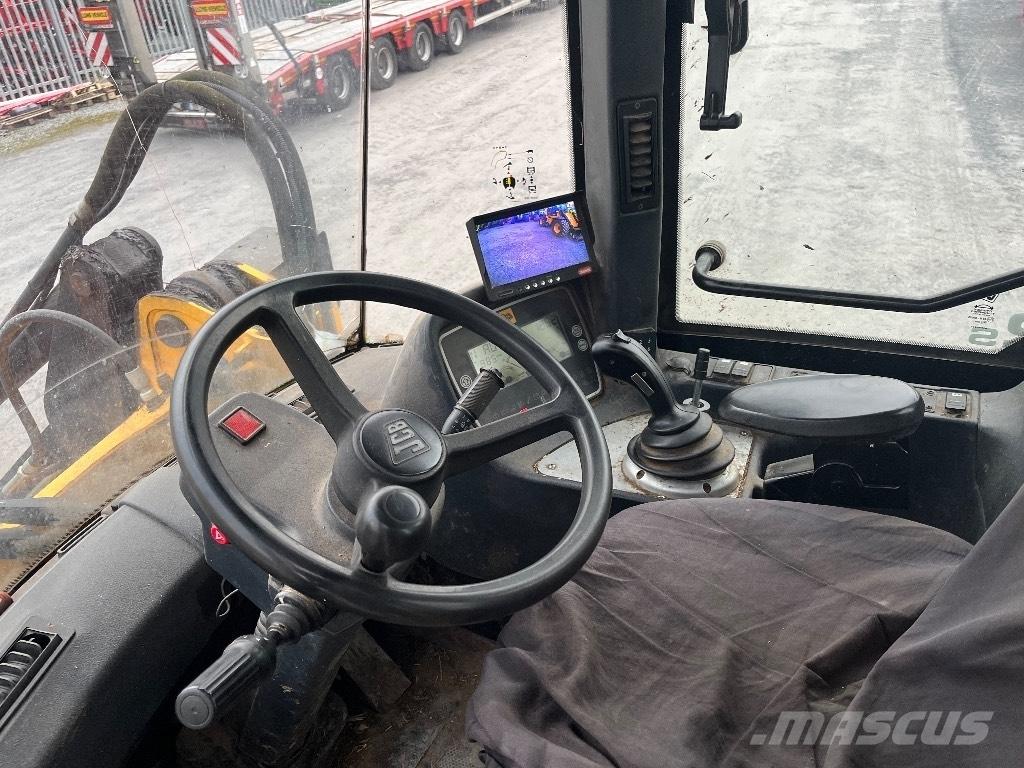 JCB 412 S Agri Incarcator pe pneuri
