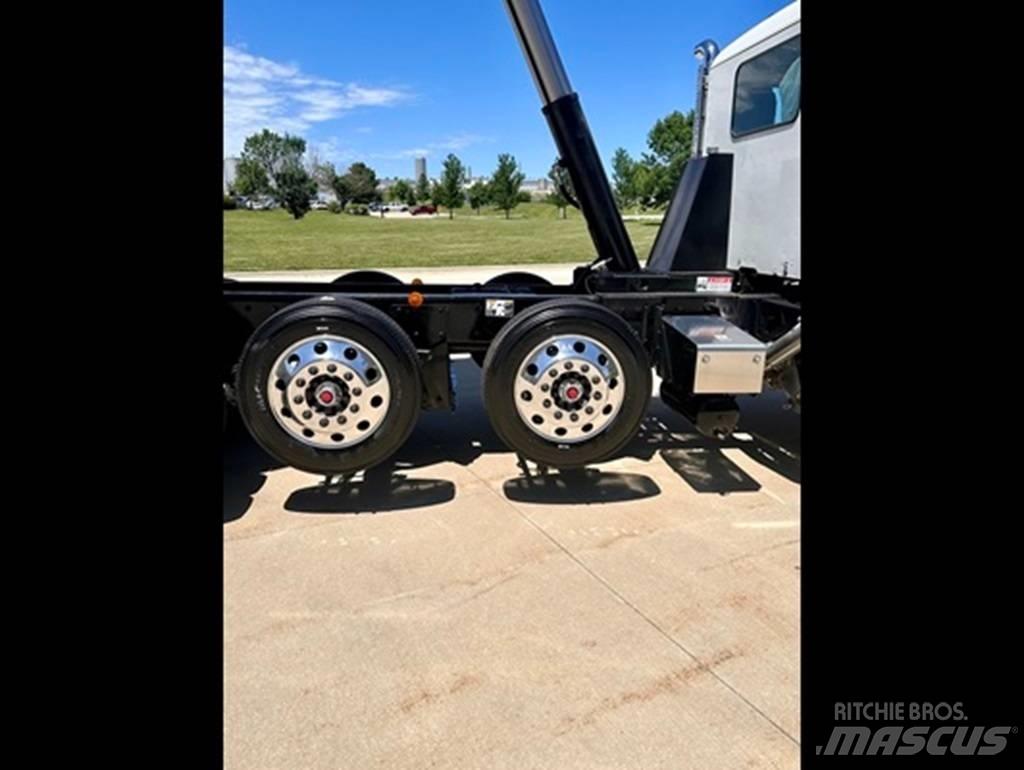 Kenworth T 880 Autotractoare