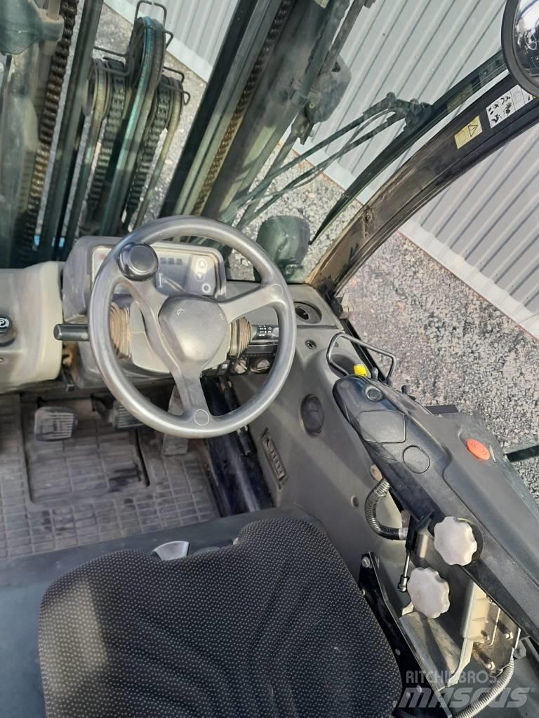 Mitsubishi FD 25 N Stivuitor diesel